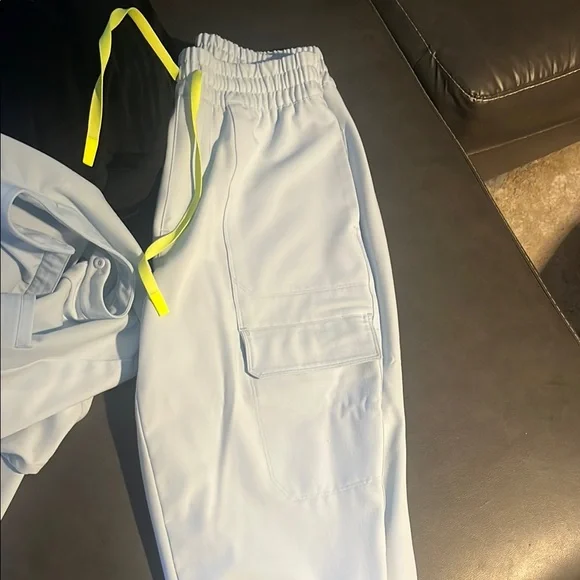 Light Blue figs Scrub Set with Neon Accents limited edition - Picture 6 of 7